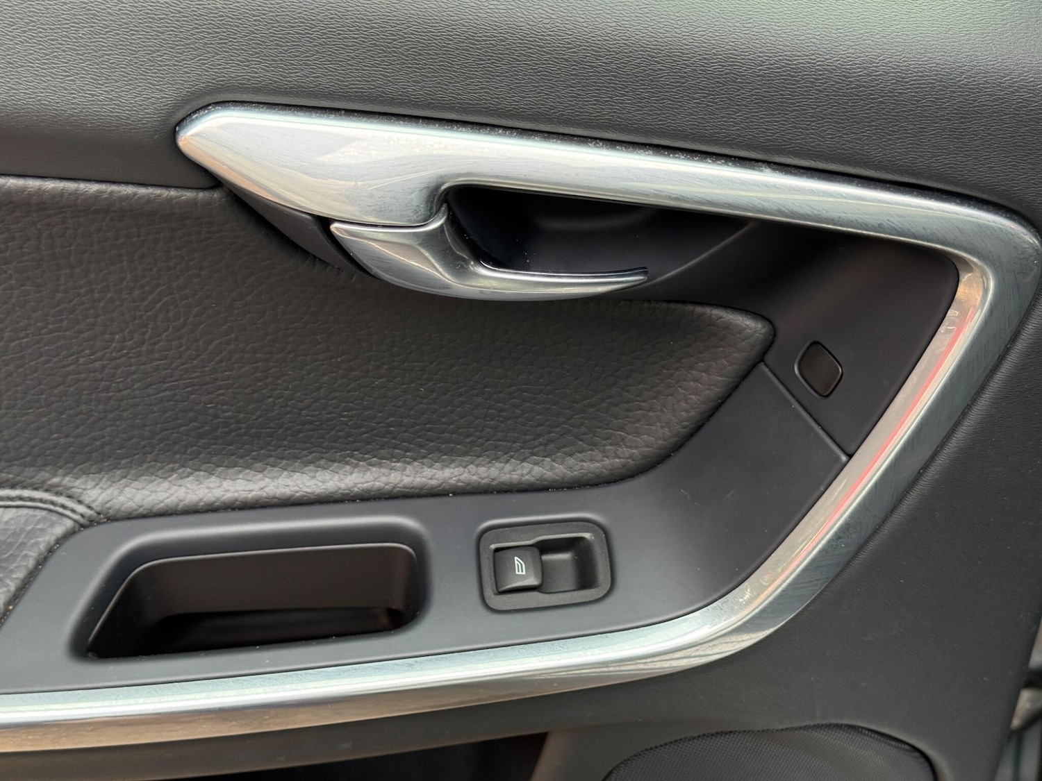 Used Volvo S60 2012 for sale - 76370215: Photo 36