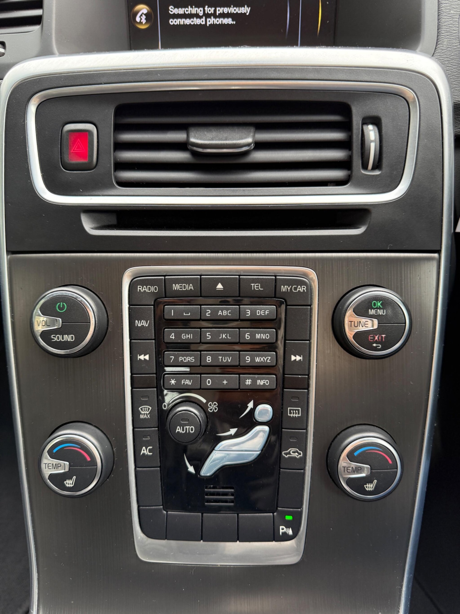 Used Volvo S60 2012 for sale - 76370215: Photo 41