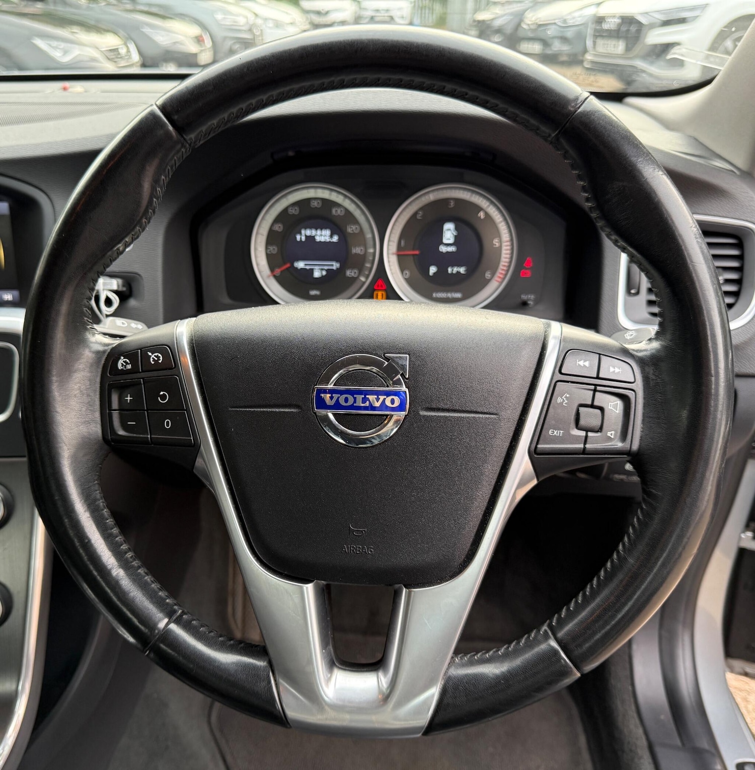 Used Volvo S60 2012 for sale - 76370215: Photo 46