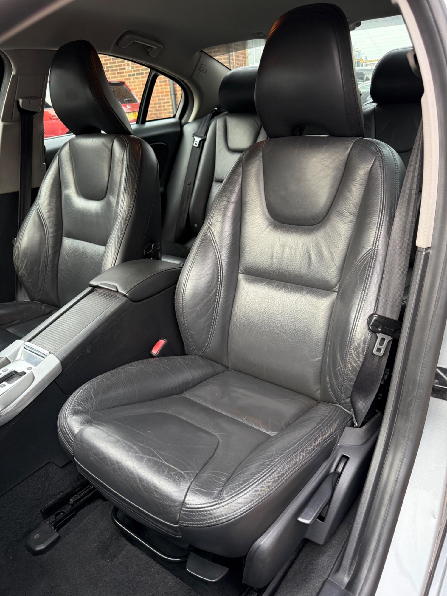 Used Volvo S60 2012 for sale - 76370215: Photo 47