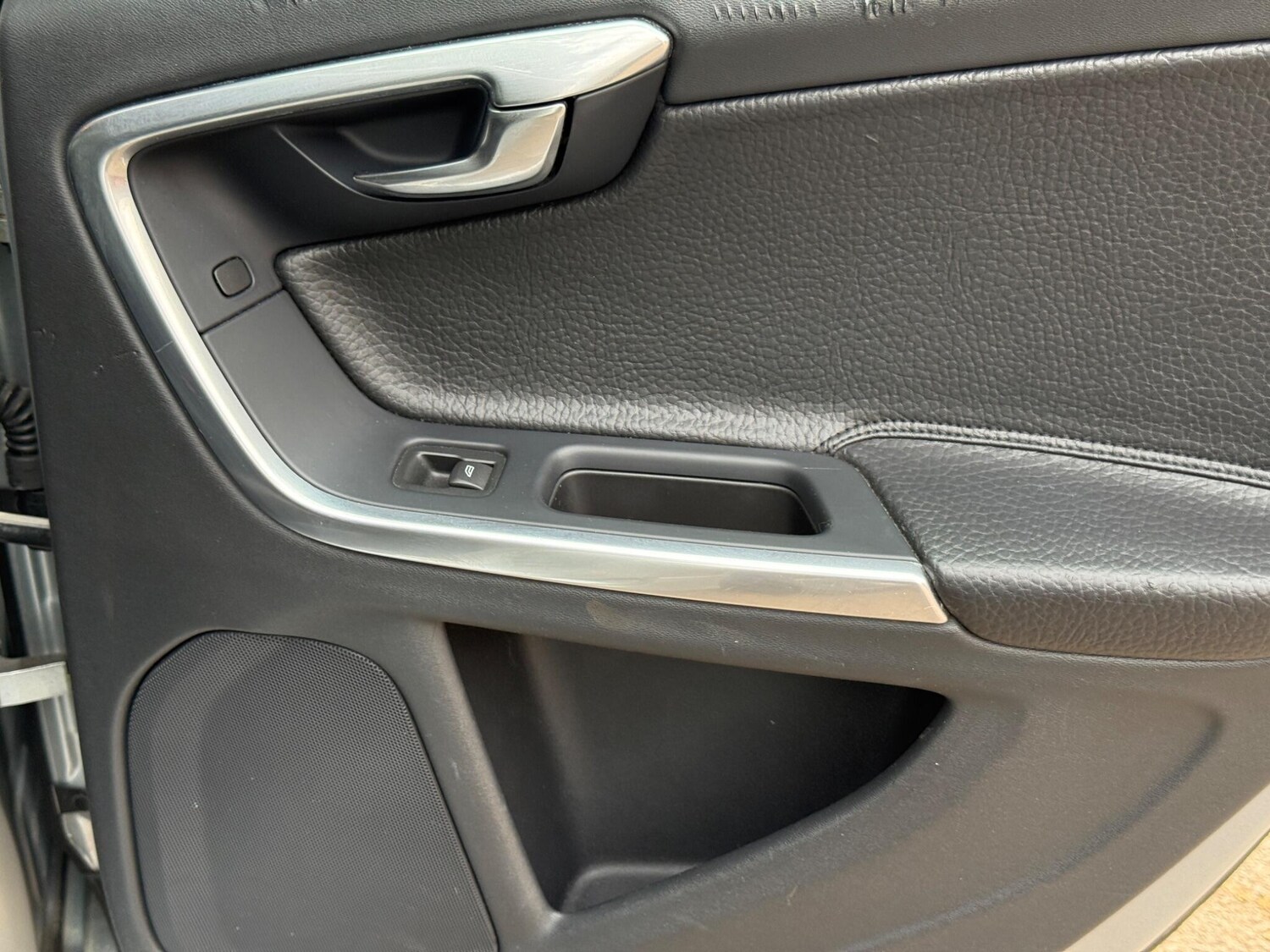 Used Volvo S60 2012 for sale - 76370215: Photo 53