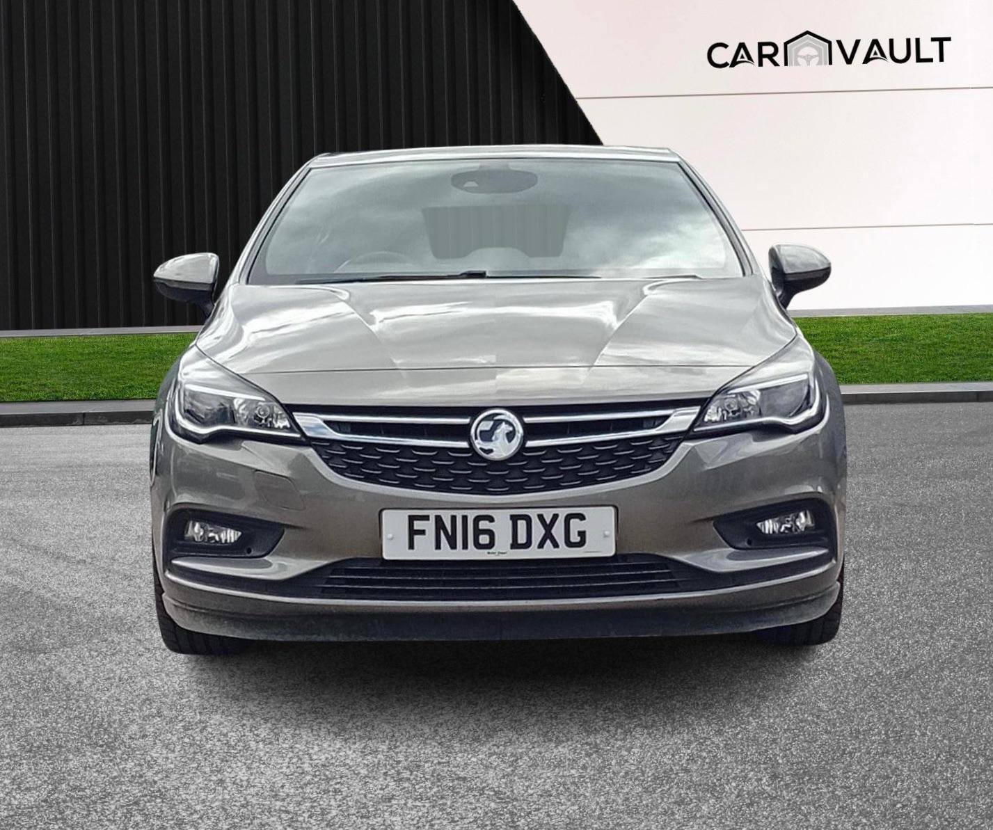 Used Vauxhall Astra 2016 for sale - 76371279: Photo 2