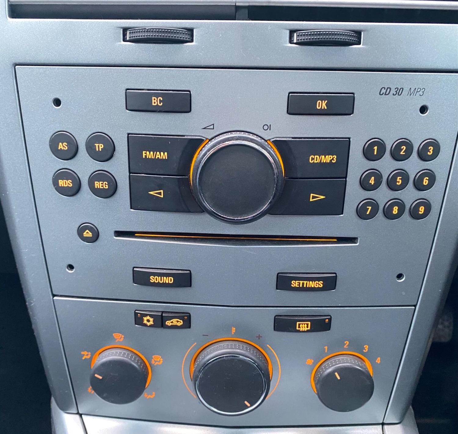 Used Vauxhall Astra 2009 for sale - 76441292: Photo 34