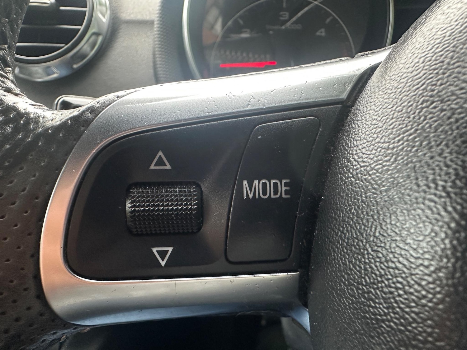 Used Audi TT 2010 for sale - 76371276: Photo 19