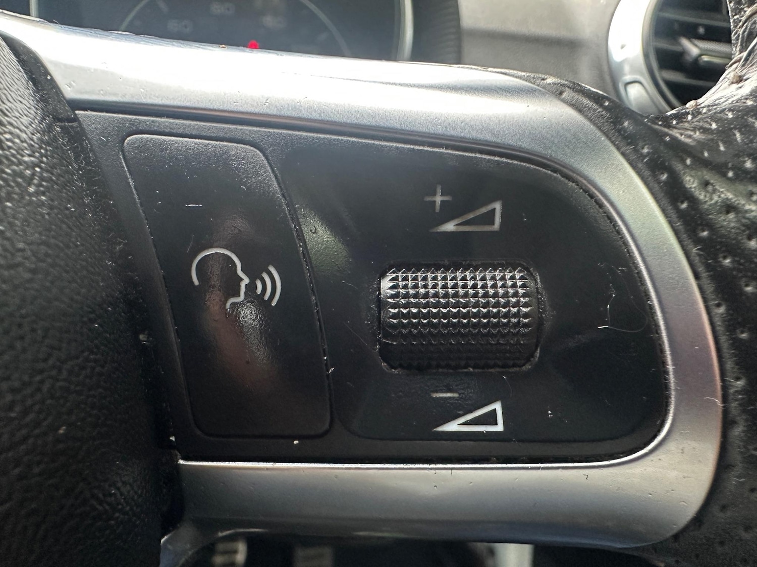 Used Audi TT 2010 for sale - 76371276: Photo 20