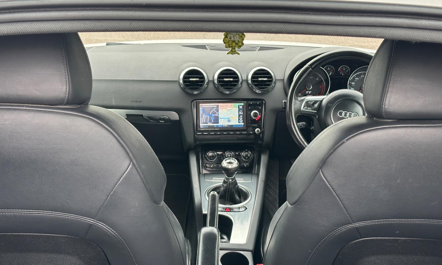 Used Audi TT 2010 for sale - 76371276: Photo 35