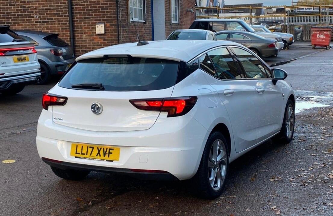Used Vauxhall Astra 2017 for sale - 76370548: Photo 10