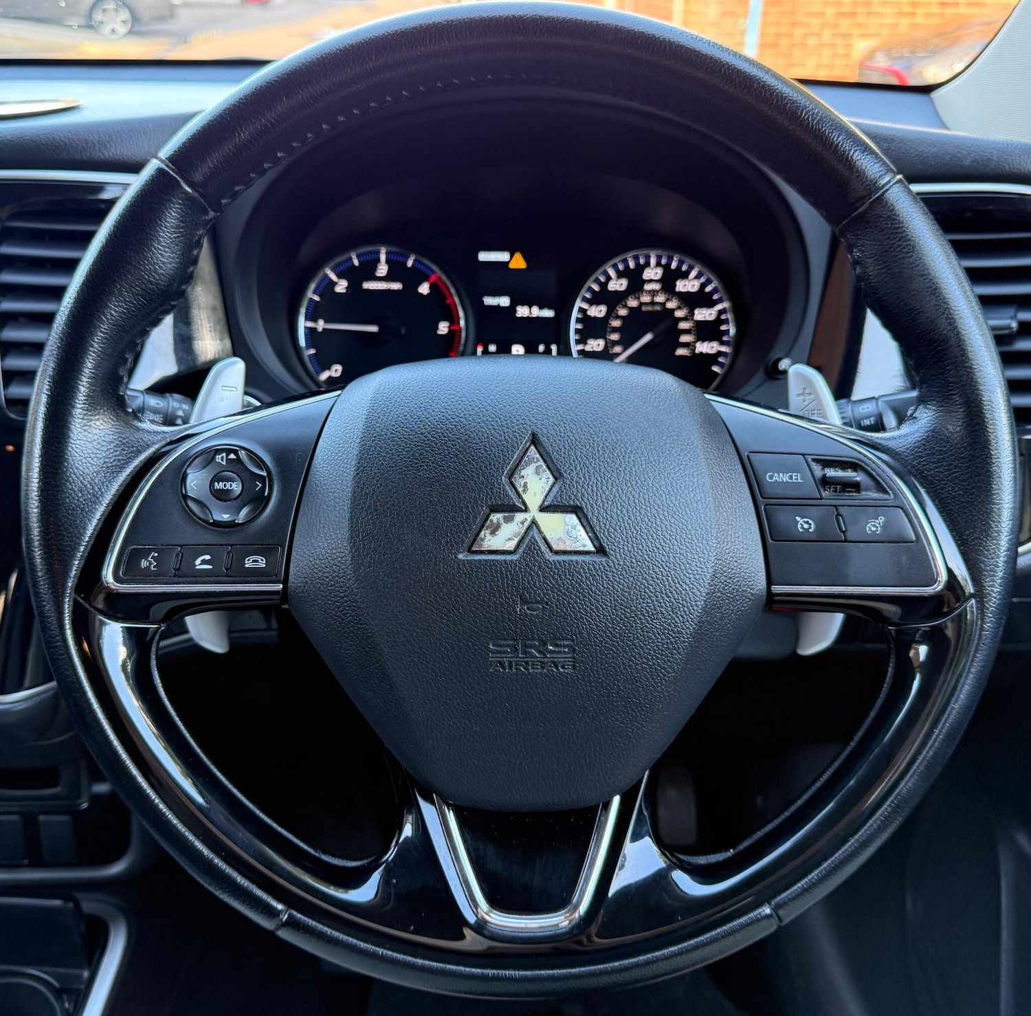 Used Mitsubishi Outlander 2017 for sale - 76371215: Photo 27