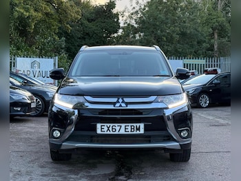 Used Mitsubishi Outlander 2017 for sale - 76371215: Photo