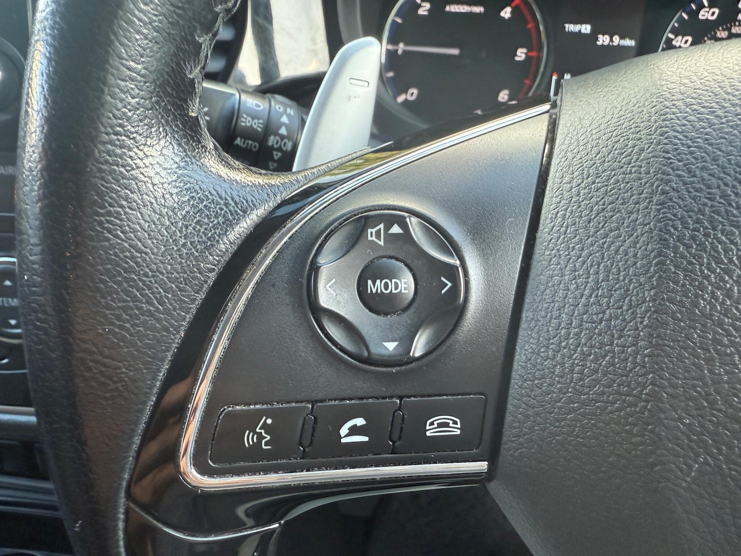 Used Mitsubishi Outlander 2017 for sale - 76371215: Photo 31