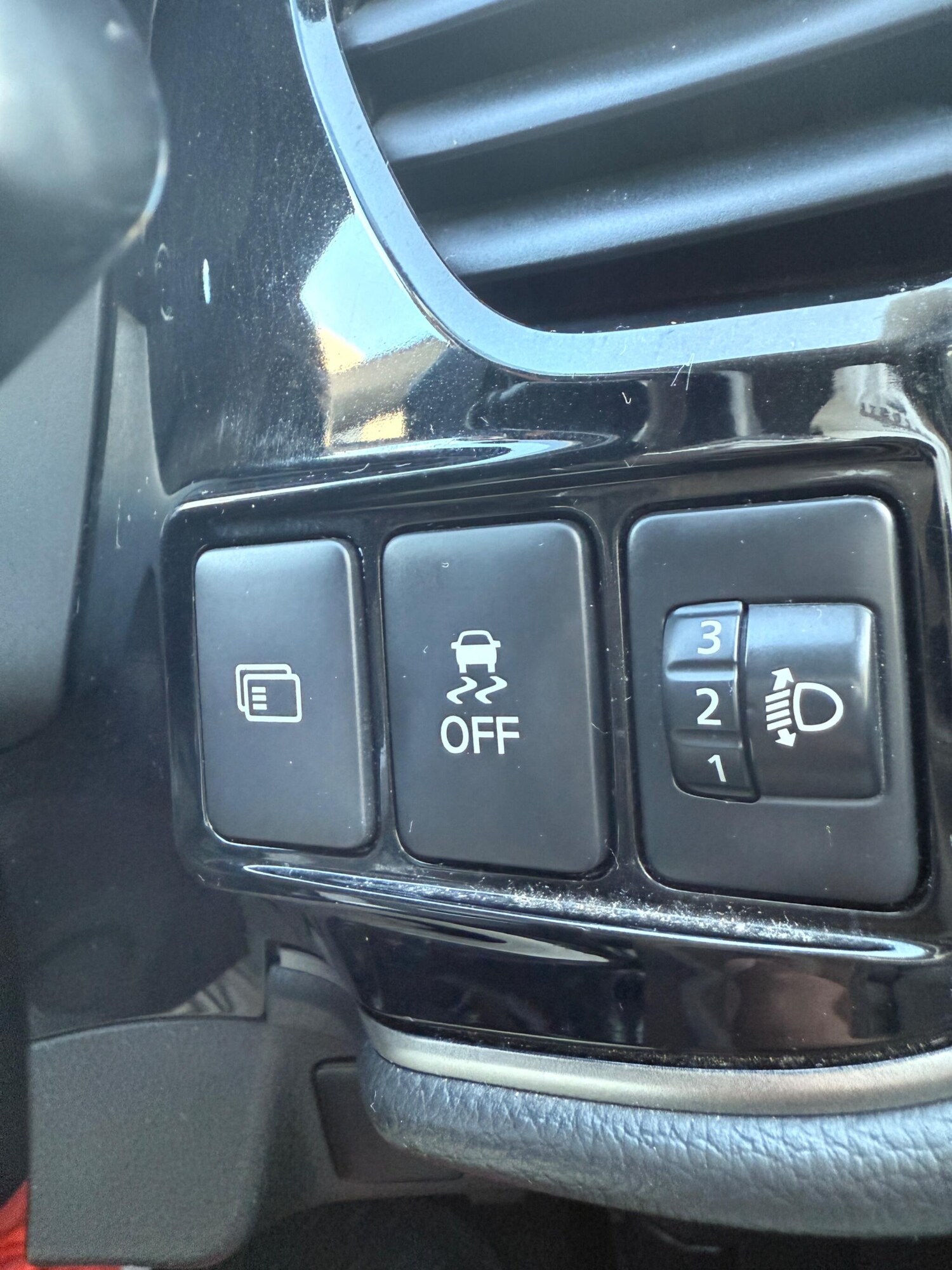 Used Mitsubishi Outlander 2017 for sale - 76371215: Photo 38