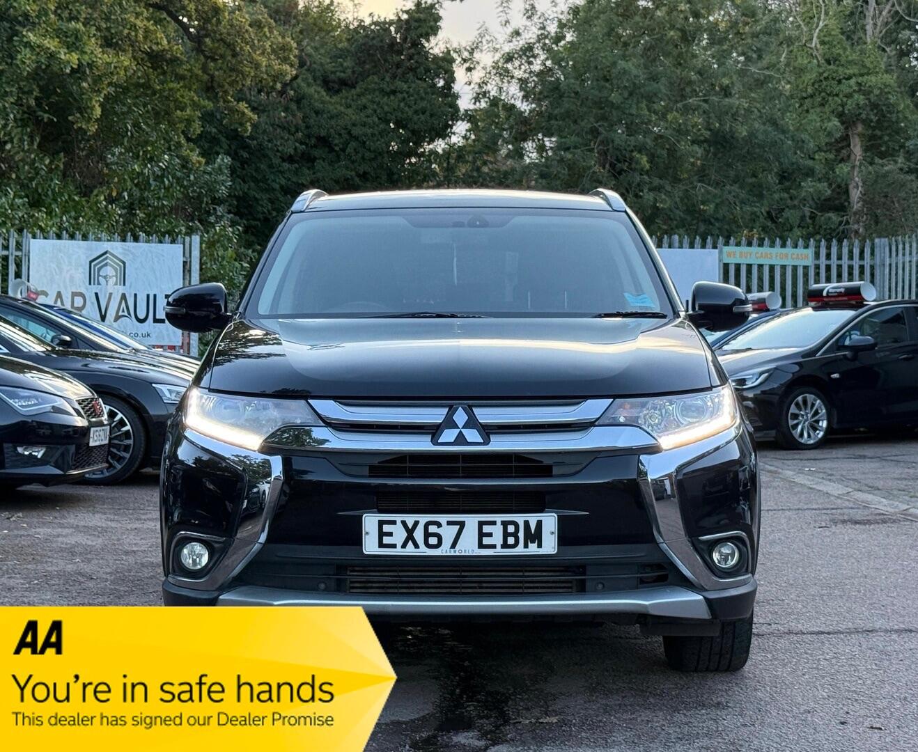 Used Mitsubishi Outlander 2017 for sale - 76371215: Photo 4