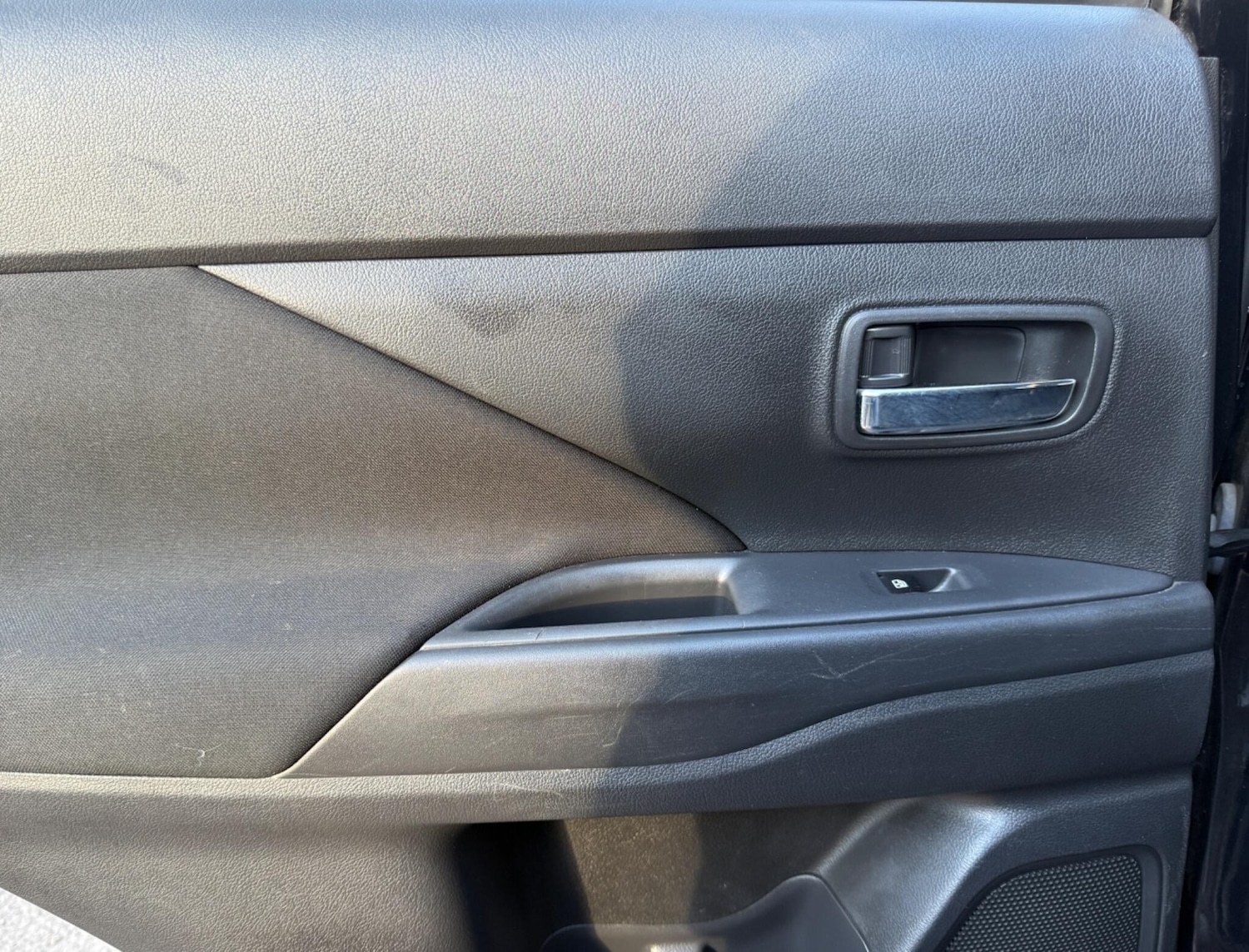 Used Mitsubishi Outlander 2017 for sale - 76371215: Photo 46