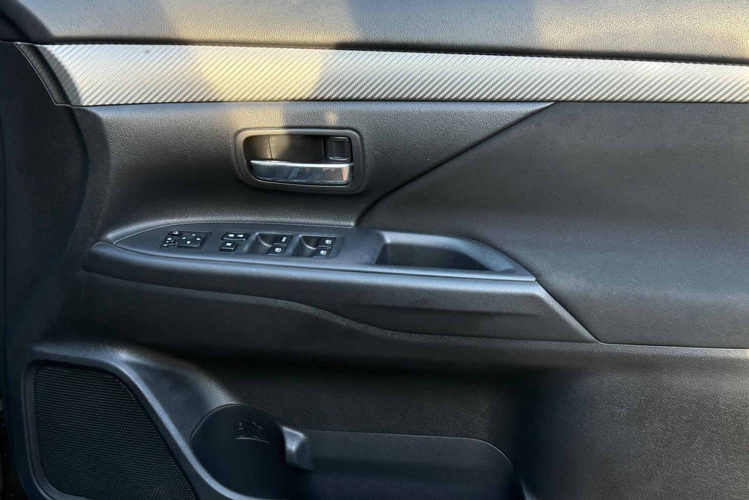 Used Mitsubishi Outlander 2017 for sale - 76371215: Photo 49