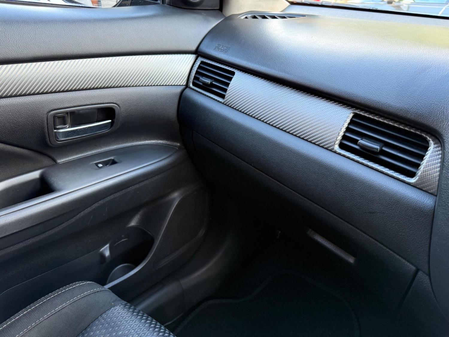 Used Mitsubishi Outlander 2017 for sale - 76371215: Photo 58