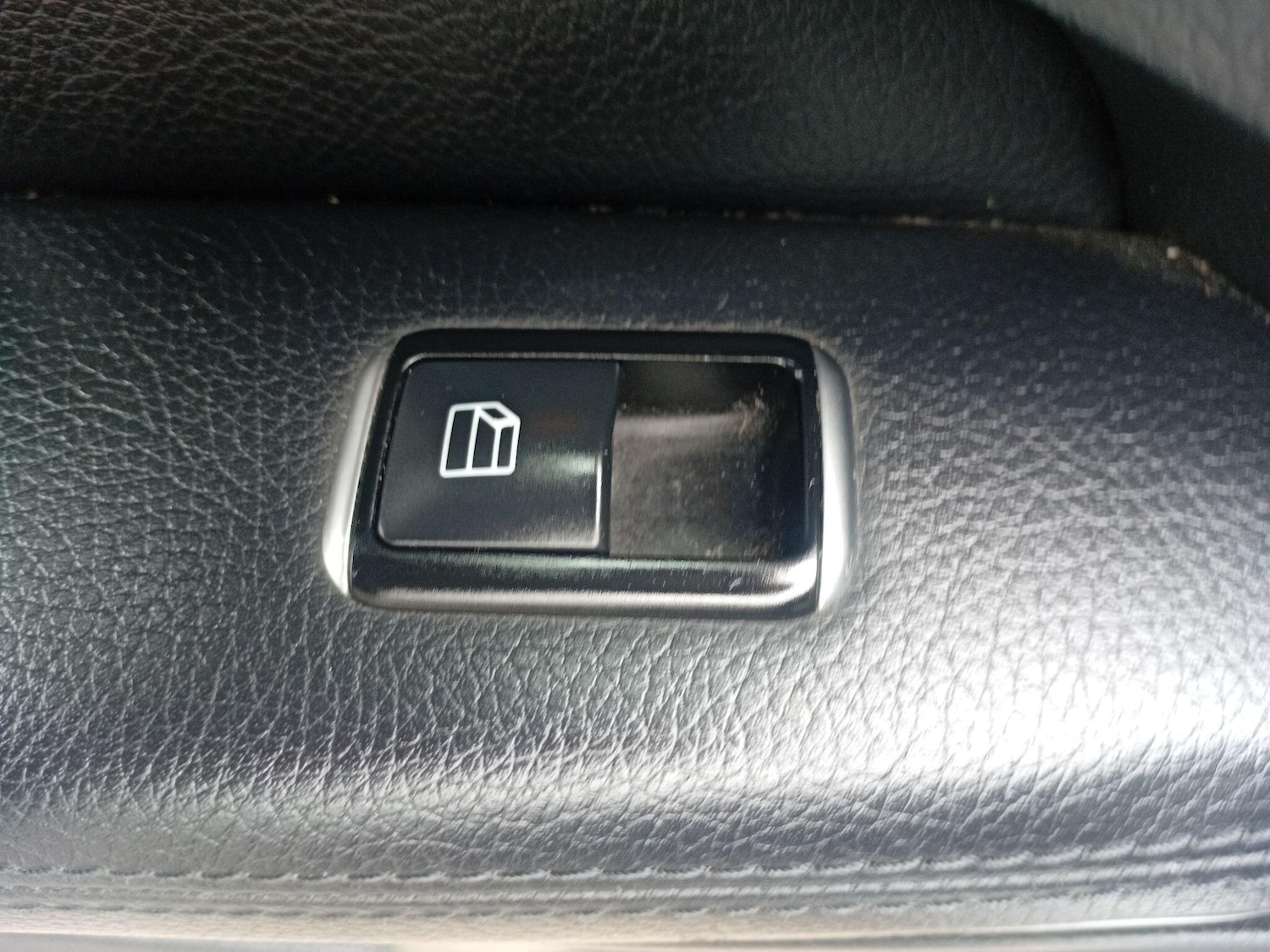 Used Mercedes-Benz E Class 2014 for sale - 76371682: Photo 39