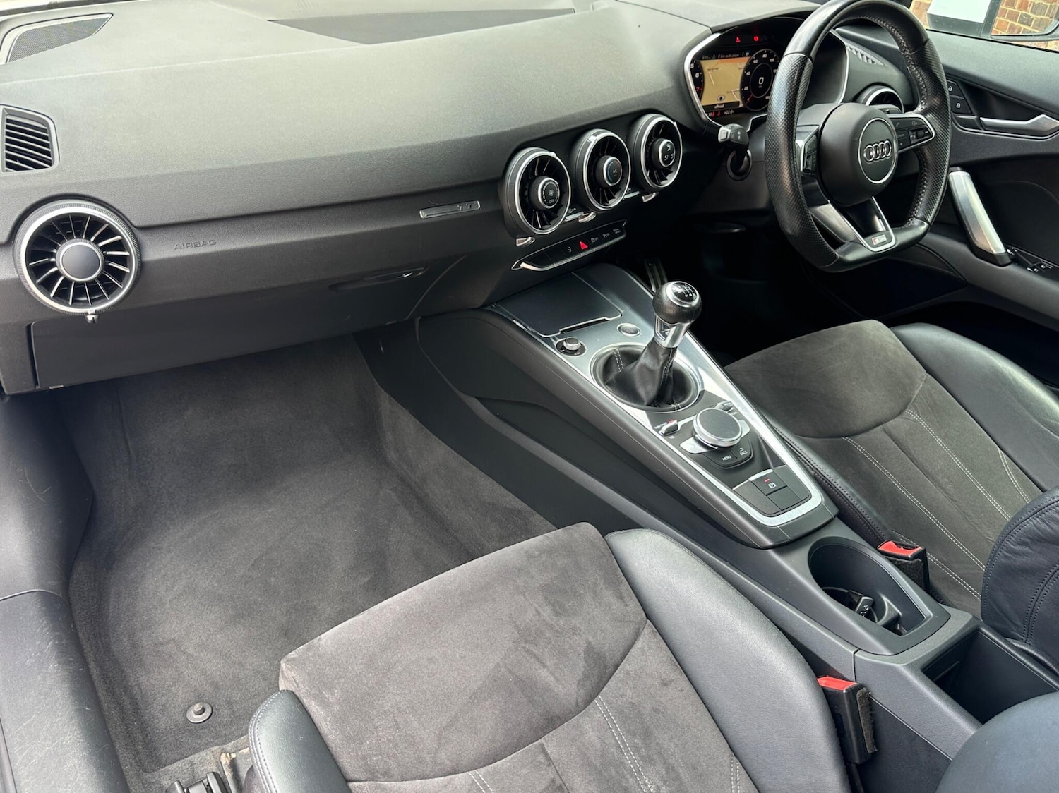 Used Audi TT 2015 for sale - 76370814: Photo 14