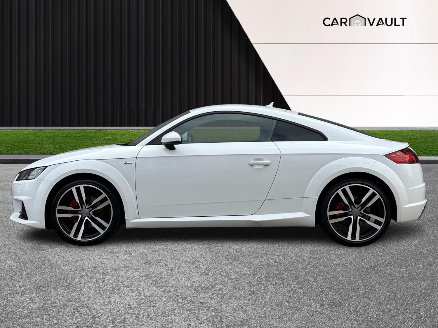 Used Audi TT 2015 for sale - 76370814: Photo 4