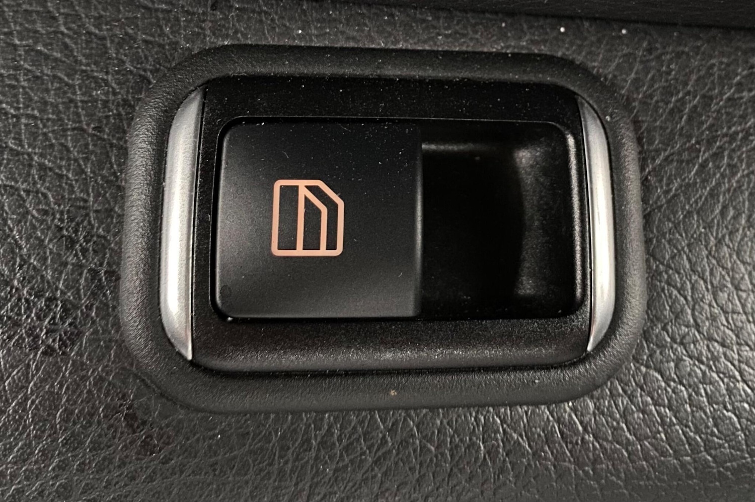 Used Mercedes-Benz E Class 2016 for sale - 76549445: Photo 40