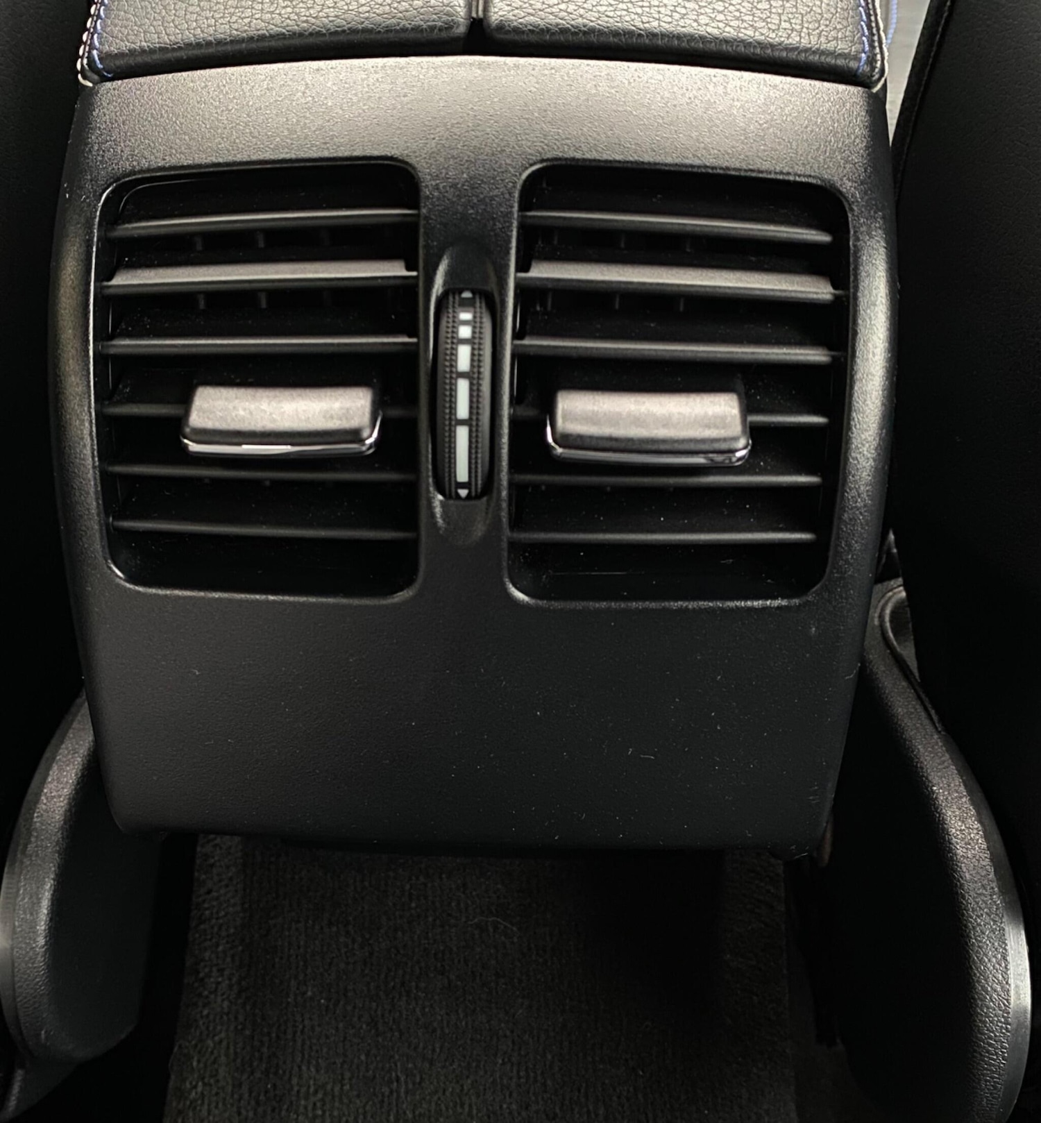 Used Mercedes-Benz E Class 2016 for sale - 76549445: Photo 41