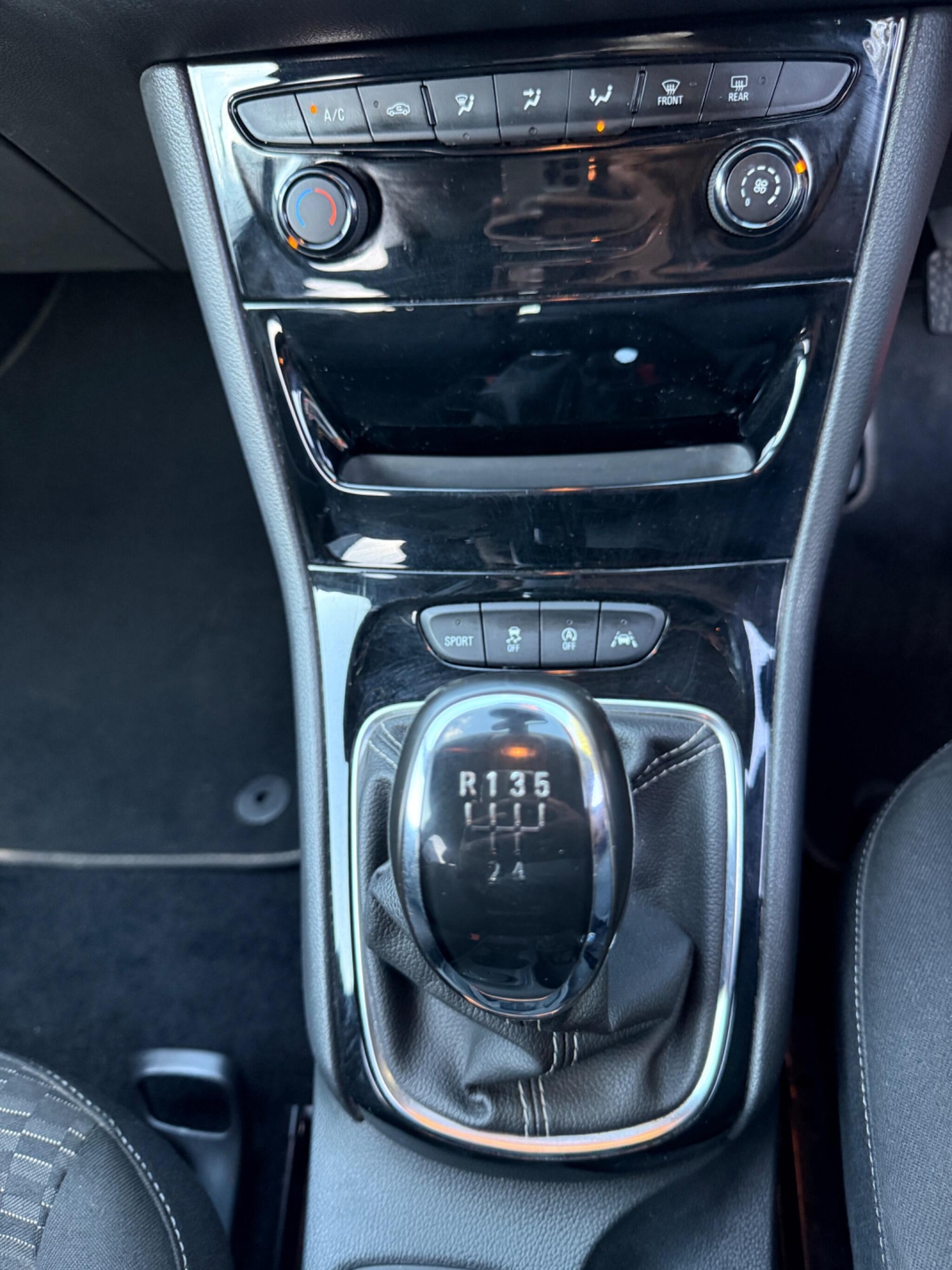 Used Vauxhall Astra 2018 for sale - 76370411: Photo 26