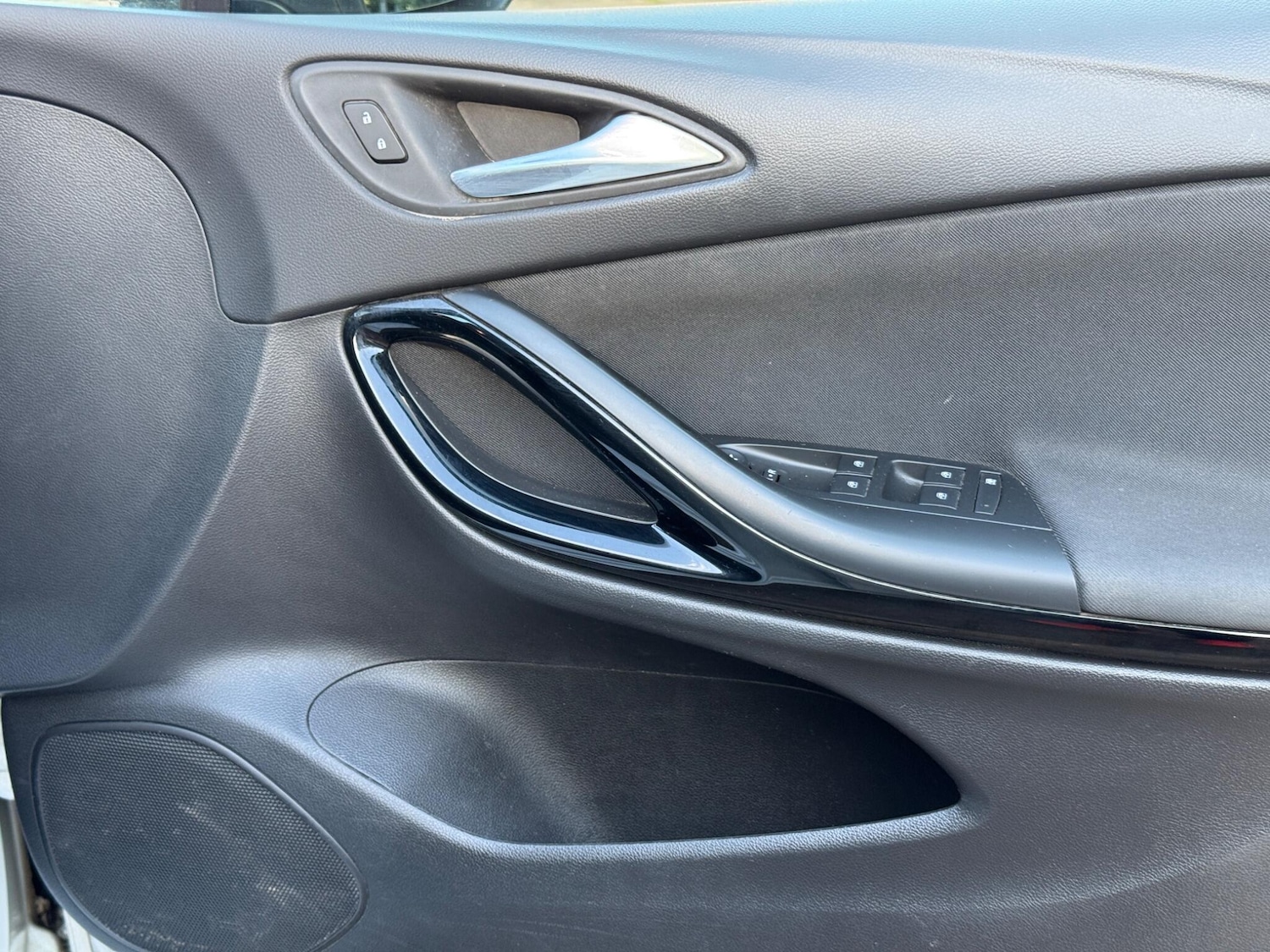 Used Vauxhall Astra 2018 for sale - 76370411: Photo 43
