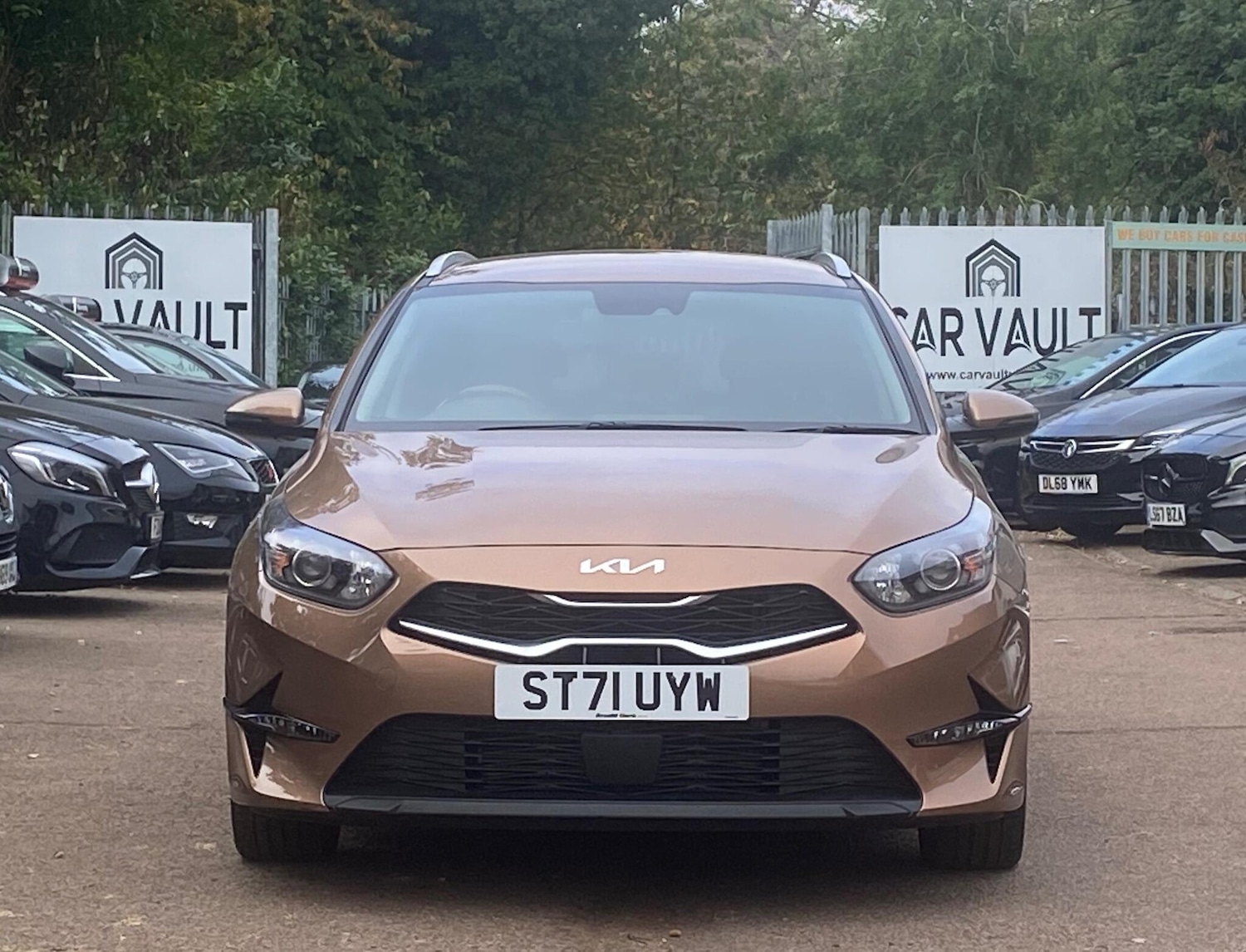 Used Kia Ceed 2022 for sale - 76370810: Photo 2