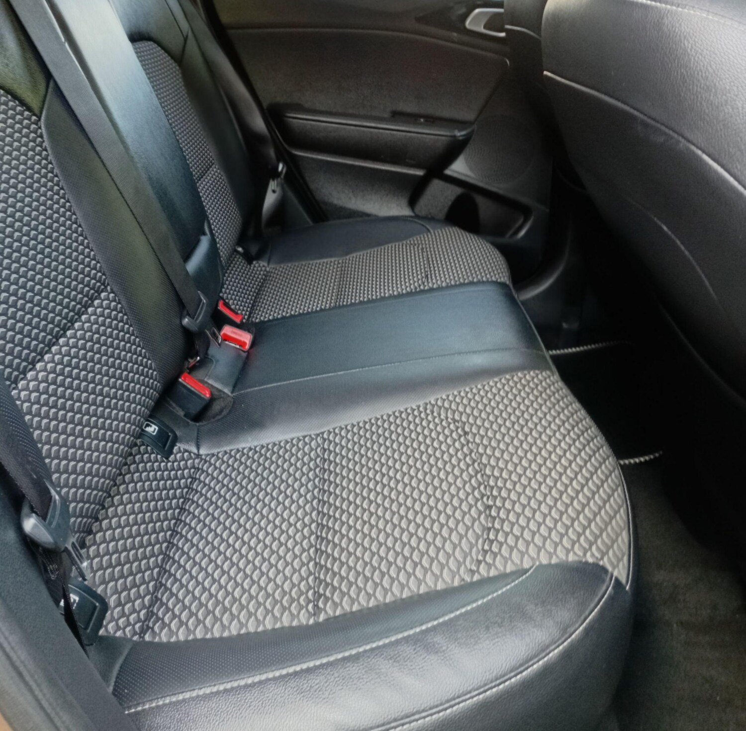 Used Kia Ceed 2022 for sale - 76370810: Photo 44