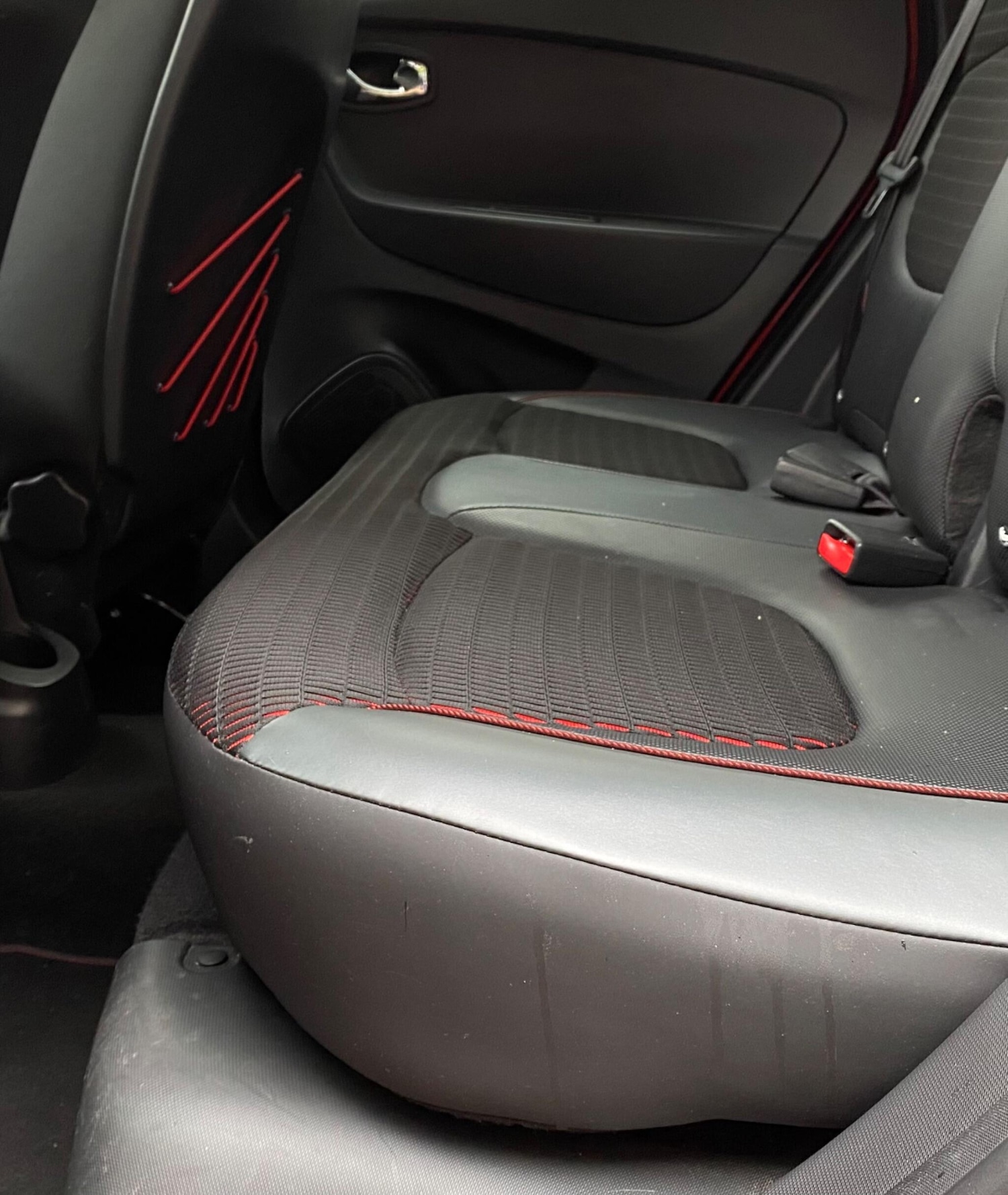 Used Renault Captur 2015 for sale - 76550299: Photo 20