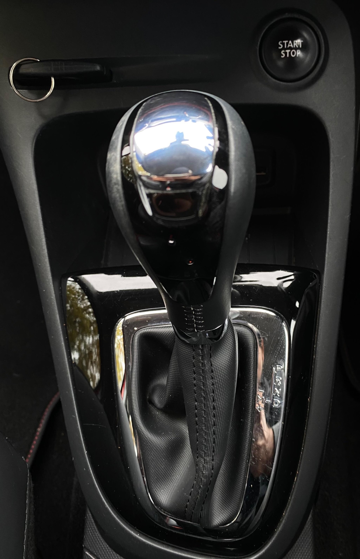 Used Renault Captur 2015 for sale - 76550299: Photo 24