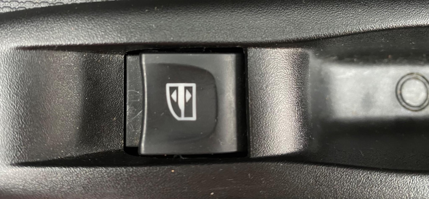 Used Renault Captur 2015 for sale - 76550299: Photo 42