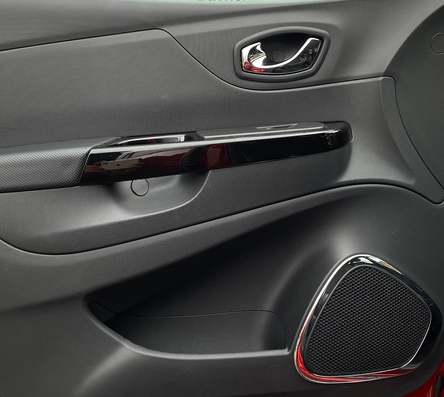 Used Renault Captur 2015 for sale - 76550299: Photo 47