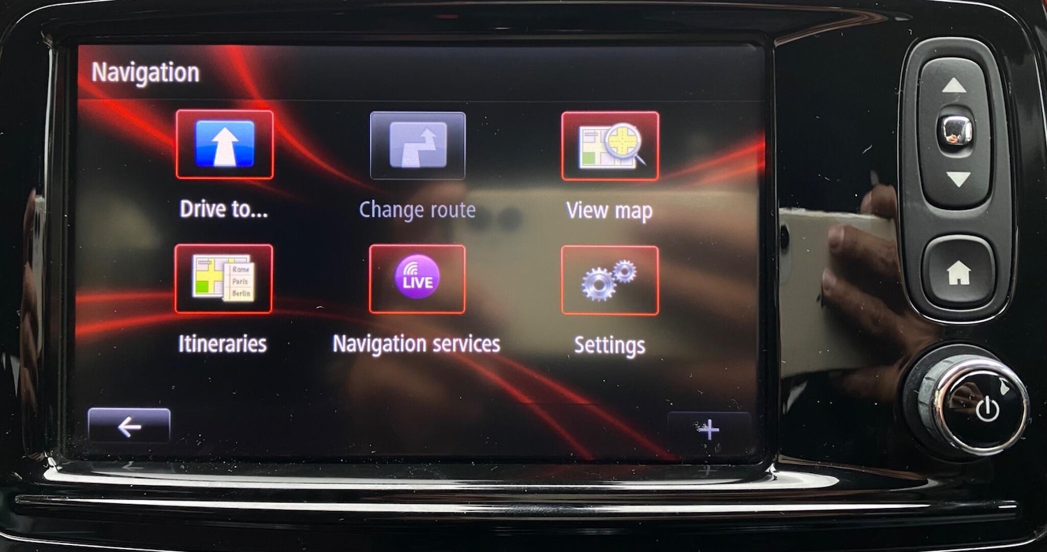 Used Renault Captur 2015 for sale - 76550299: Photo 51