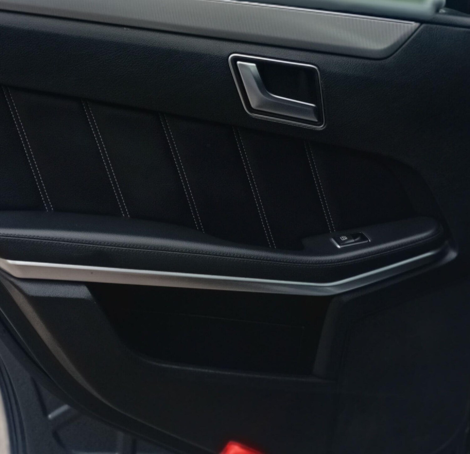 Used Mercedes-Benz E Class 2014 for sale - 76613430: Photo 35