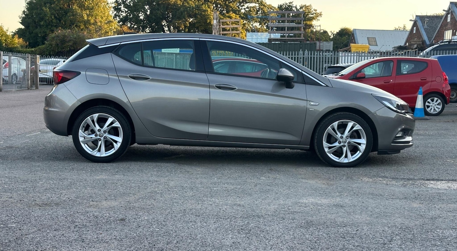 Used Vauxhall Astra 2016 for sale - 76370230: Photo 10