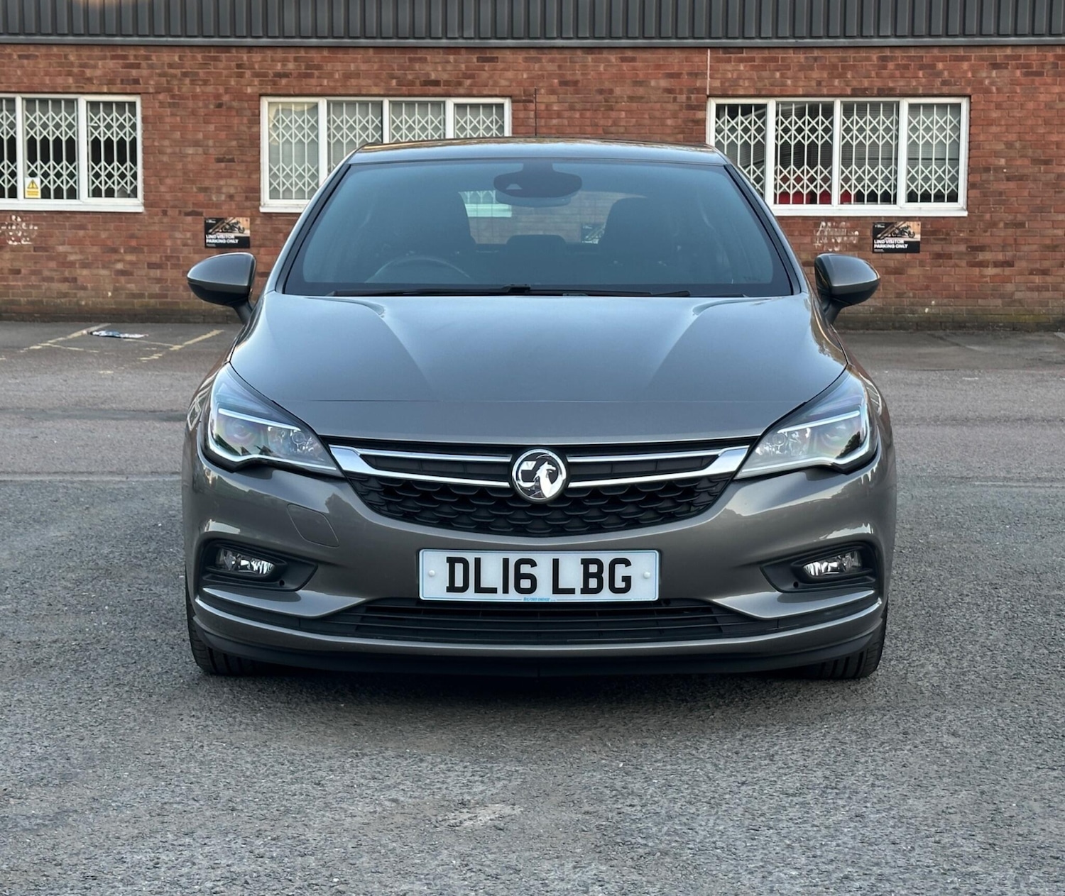 Used Vauxhall Astra 2016 for sale - 76370230: Photo 2
