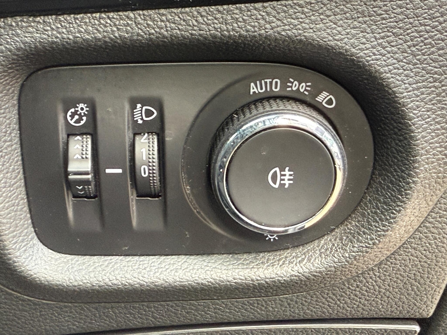 Used Vauxhall Astra 2019 for sale - 76371666: Photo 29
