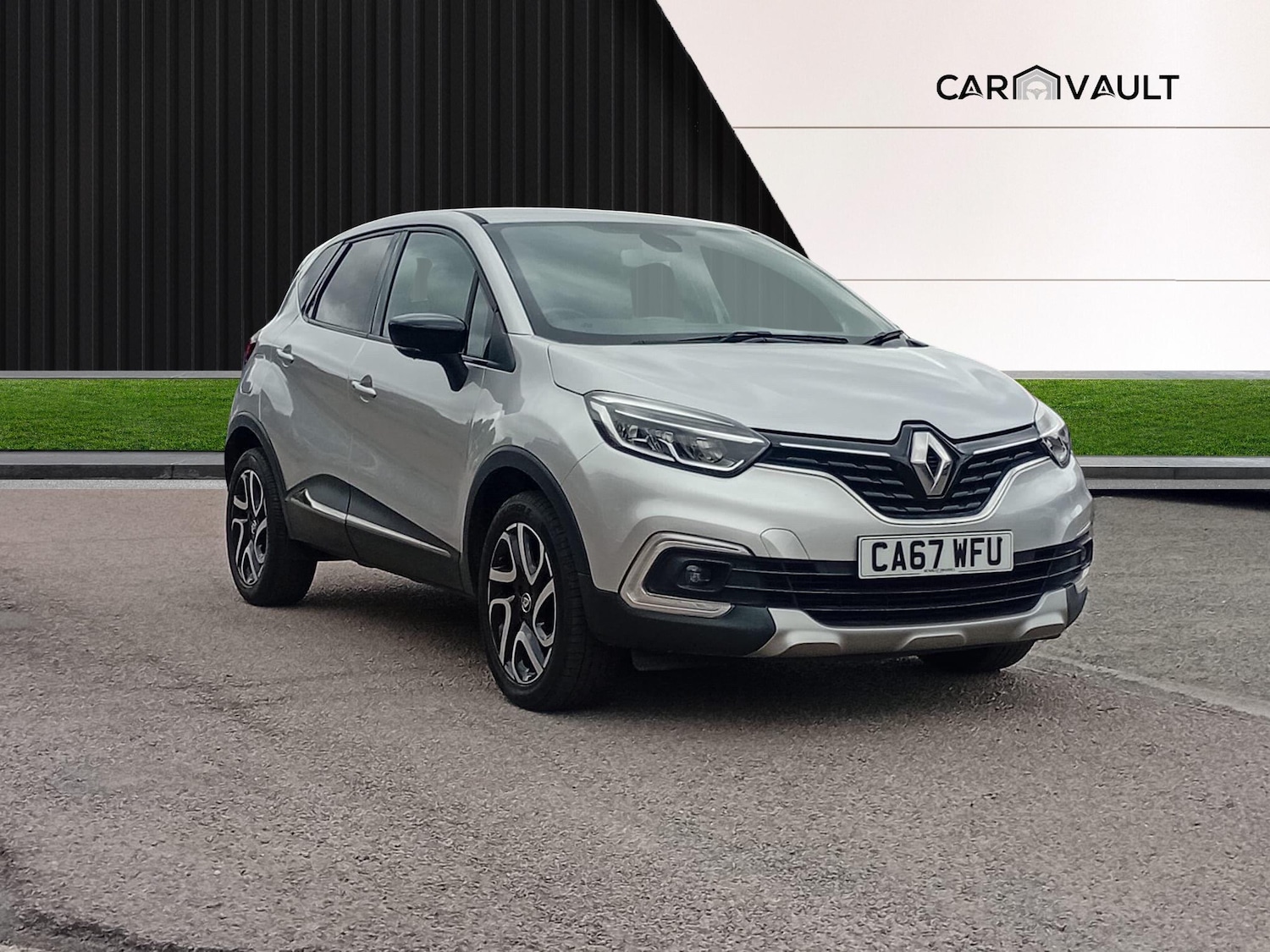 Used Renault Captur 2018 for sale - 76370993: Photo 1