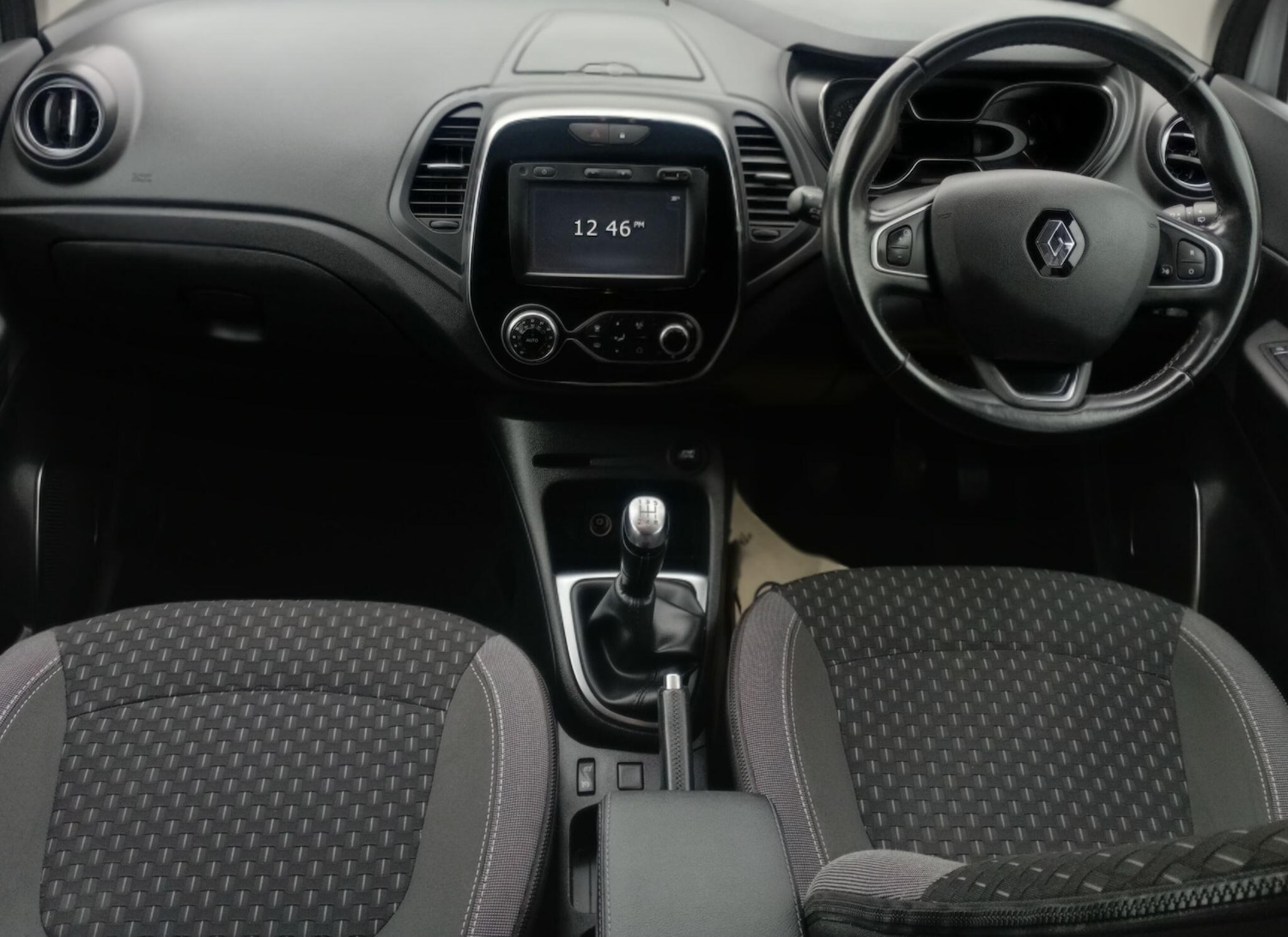 Used Renault Captur 2018 for sale - 76370993: Photo 12