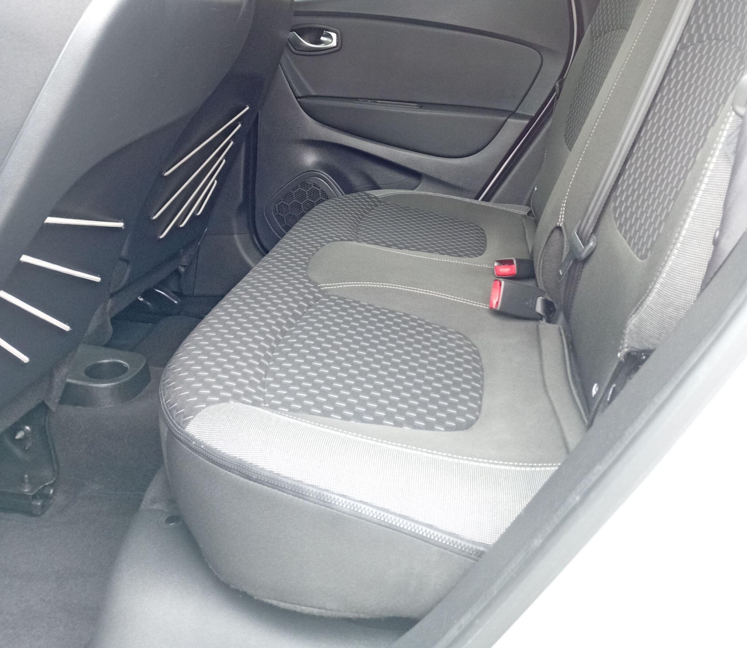 Used Renault Captur 2018 for sale - 76370993: Photo 21