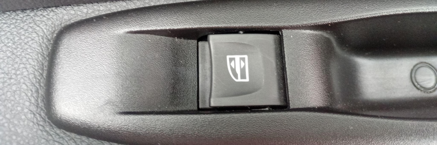 Used Renault Captur 2018 for sale - 76370993: Photo 50