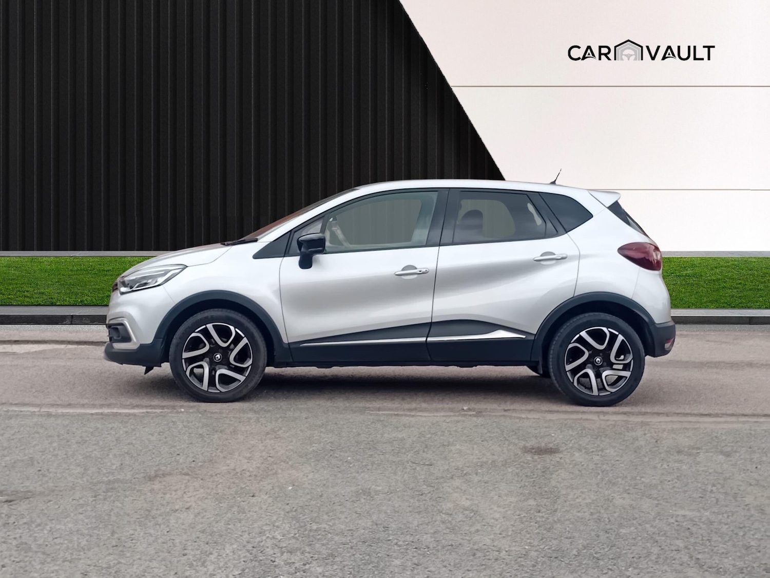 Used Renault Captur 2018 for sale - 76370993: Photo 6