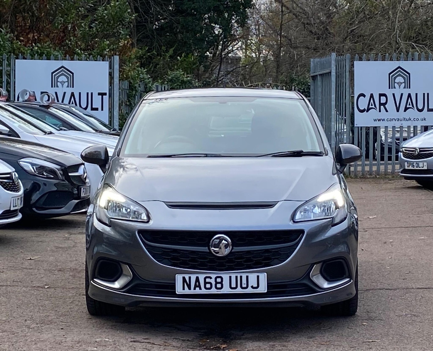 Used Vauxhall Corsa 2018 for sale - 76657481: Photo 2