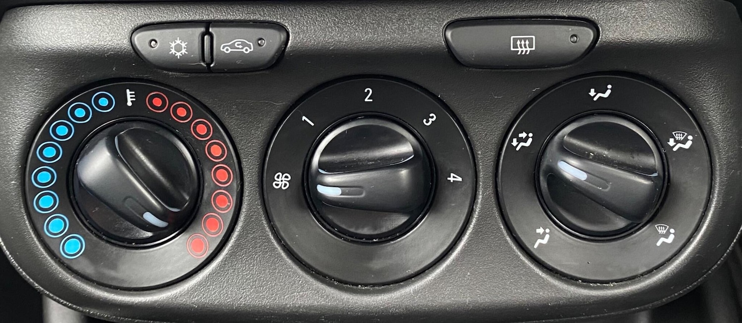 Used Vauxhall Corsa 2018 for sale - 76657481: Photo 25