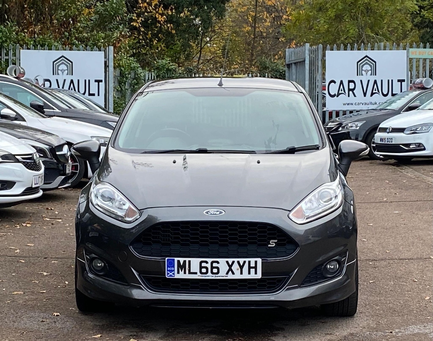 Used Ford Fiesta 2016 for sale - 76446855: Photo 2