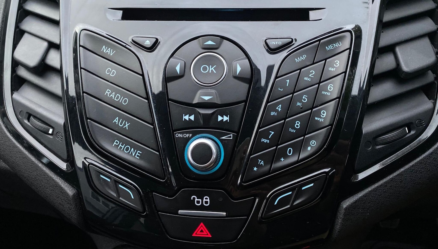 Used Ford Fiesta 2016 for sale - 76446855: Photo 39