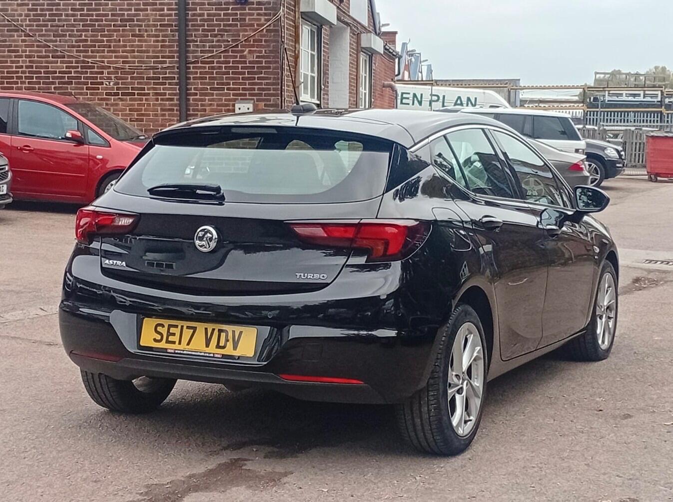 Used Vauxhall Astra 2017 for sale - 76370905: Photo 10
