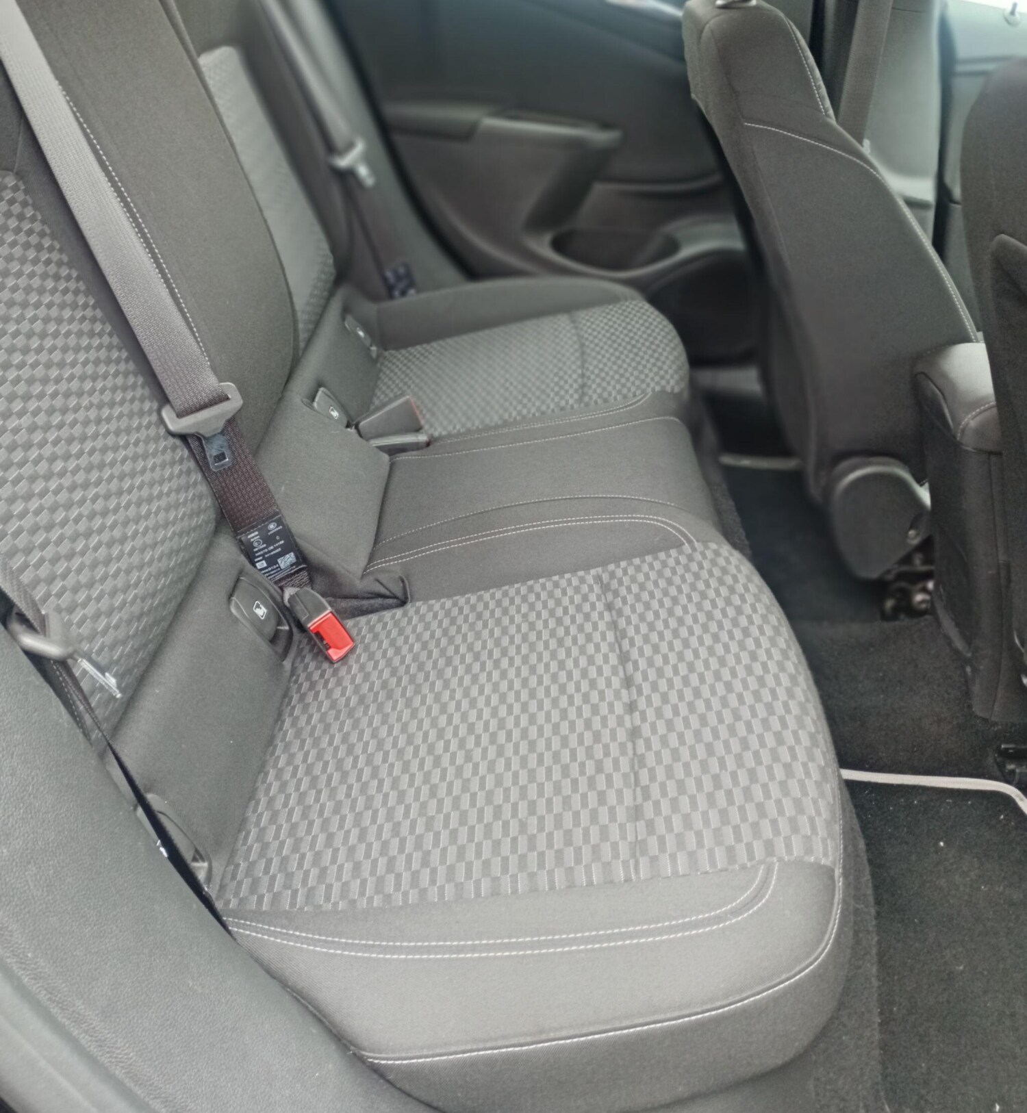 Used Vauxhall Astra 2017 for sale - 76370905: Photo 18