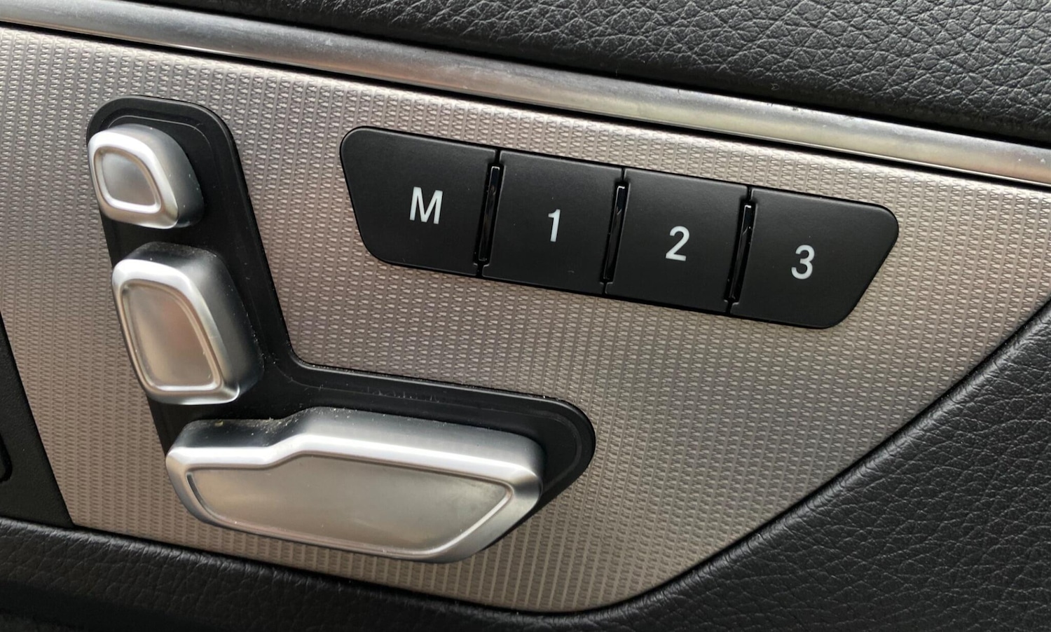 Used Mercedes-Benz E Class 2016 for sale - 76607098: Photo 29