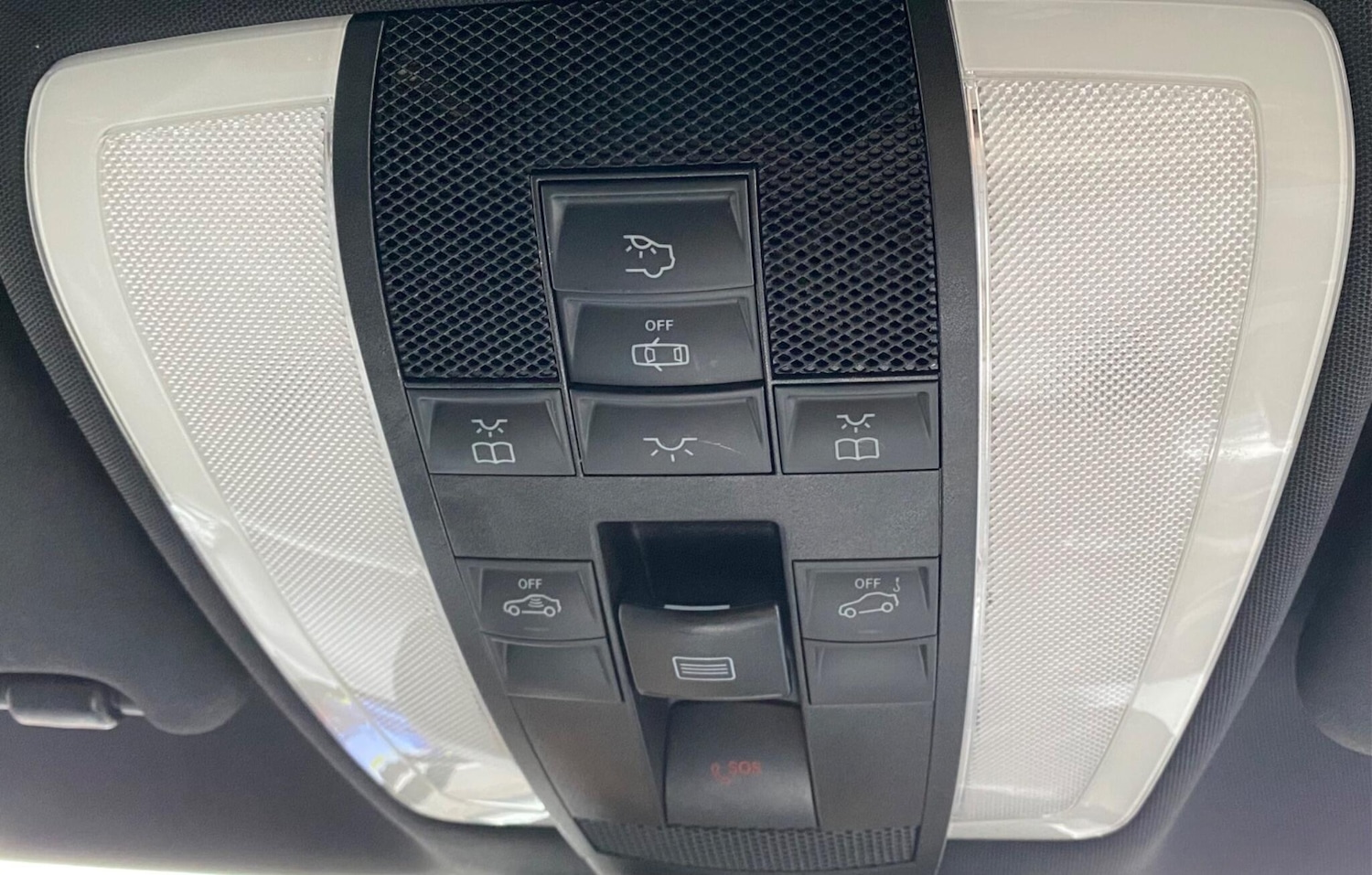 Used Mercedes-Benz E Class 2016 for sale - 76607098: Photo 32